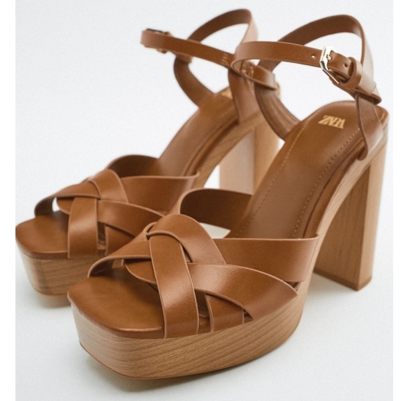 Sale🥳NWT Genuine Leather Zara Retro Platform Strappy Wooden Heeled Sandals - Picture 2 of 4